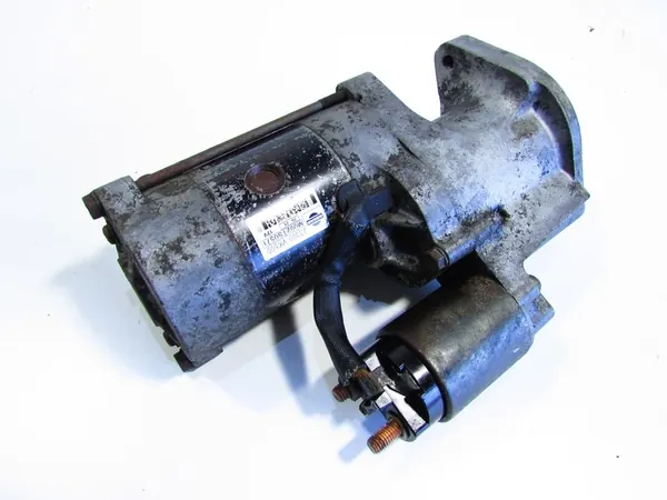Motor de arranque Nissan Navara D22 2.5 DI image 2