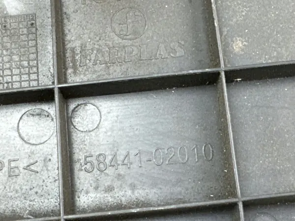 Cobertura do para-choque dianteiro Toyota Auris 150 2010 image 3