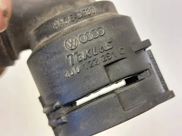 Volkswagen Golf VII 2014 Jäähdytyslinja image 4