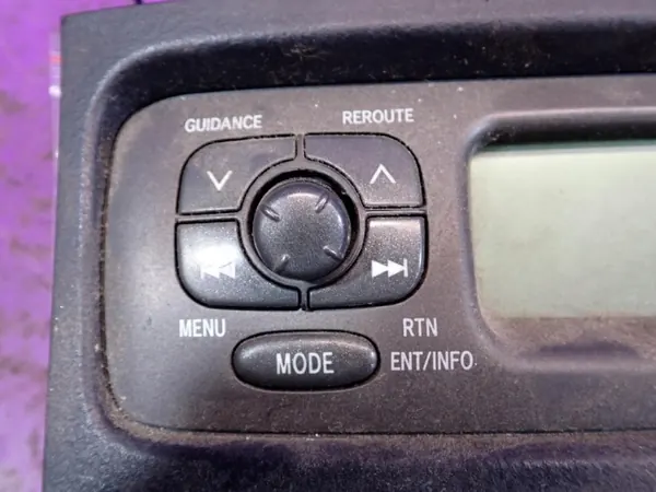 Toyota Yaris Verso 99-06 radio display OEM 86110-52030-C0 image 3