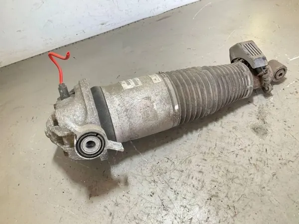 Audi Q7 Luftfjädring OEM 7L8616019C - Begagnad image 4