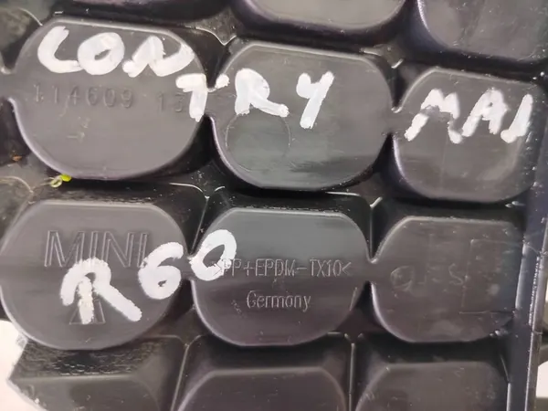 Griglia centrale MINI Countryman R60 image 3