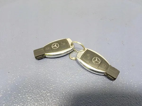 Mercedes-avain OEM A2469057901 B-luokka W246 image 7