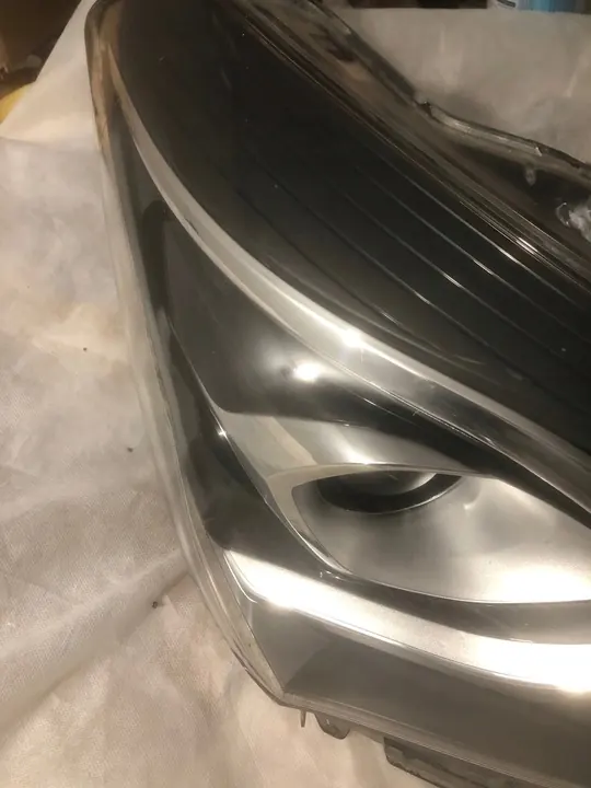 Lámpara Derecha Toyota Yaris III 2017 811300DJ90 Original image 3