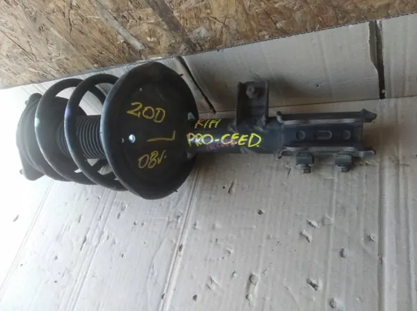 Amortisseur Avant OEM AMORTYZATOR PRZÓD KIA PRO CEED 2,0 CRDI image 4