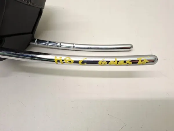 Begagnad bakre huvudstöd OEM 545 Mercedes-Benz C W206 image 3