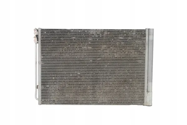 BMW F01 F02 F06 F07 F10 F12 Ilmastointiradiaattori 9255983 image 2