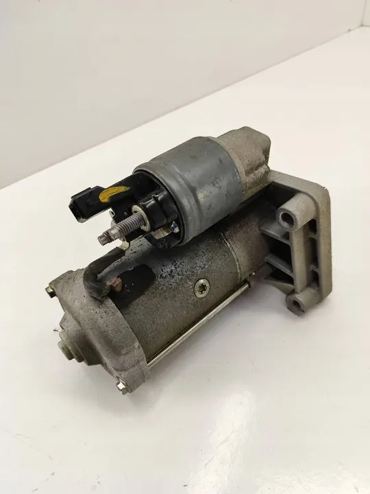 Arrancador Peugeot 5008 II 2019 image 2