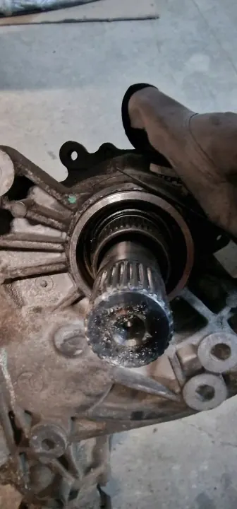 Front Reducer OPEL ANTARA 96625200 2.0L Diesel 2008 image 4