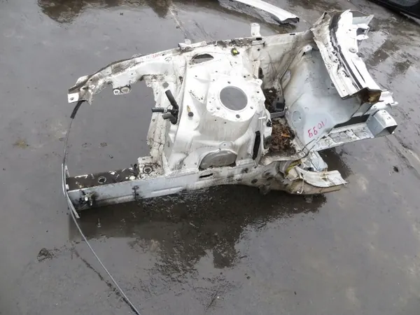 Audi A4 B9 Voor Rechter Sponning OEM c/1099 image 3