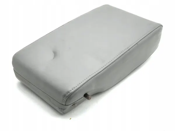 Chrysler 300 2007 Achter armsteun OEM AMD196643 image 7