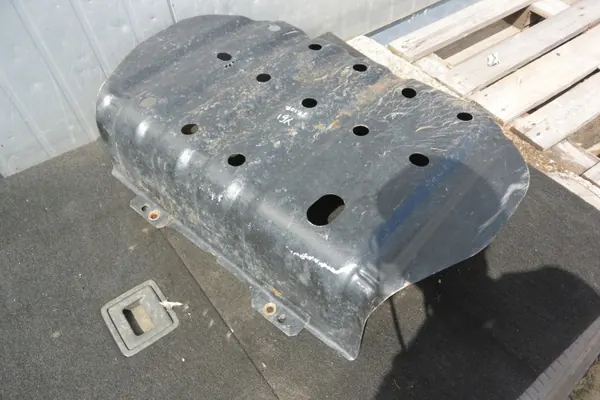 Protetor de tanque metálico OEM para Nissan Patrol Y61 image 6