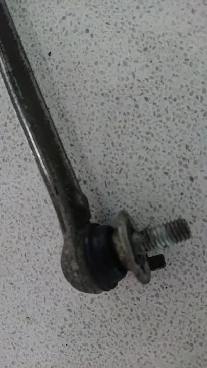 ASX Lancer Outlander 4007 4008 C4 Sensor de Nível OEM image 7