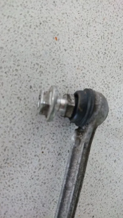 ASX Lancer Outlander 4007 4008 C4 Sensor de Nível OEM image 8