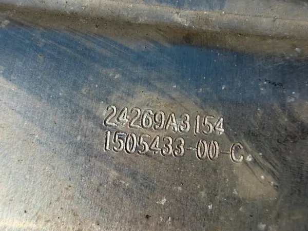 Brace dianteiro Tesla Model Y OEM 1505433-00-C image 4