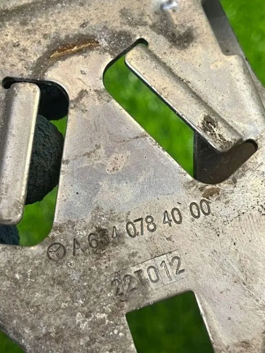 Brandstofffilterbevestiging OEM A6540784000 Mercedes-Benz image 3
