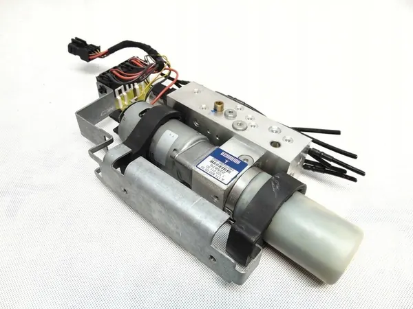 Pompe de toit A1718000030 Mercedes SLK R171 W171 04-11 image 2