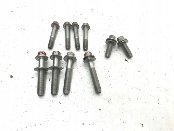 OEM SANEK PRZÓD Etujousen pultit - Honda ZR-V image 2