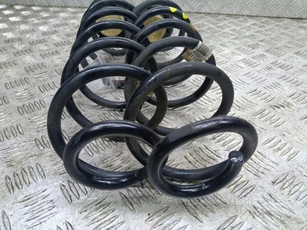 Opel Astra L Kombi Bakfjädring Set OEM Wrakowisko-12302- image 3
