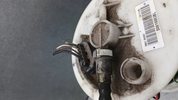 Bomba de combustível Mazda 3 BK 2.0B 03-09R 3N619H307 image 3