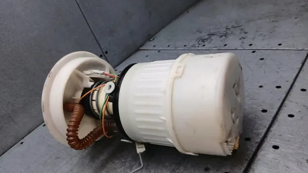 Bomba de combustível Mazda 3 BK 2.0B 03-09R 3N619H307 image 7