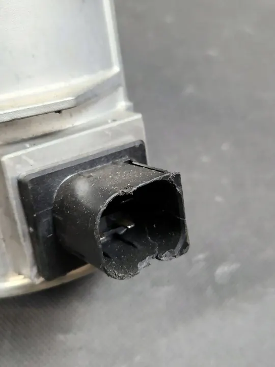 Vattenpump motor M274 Mercedes W213 W238 W253 W205 OEM A2742000407 image 5