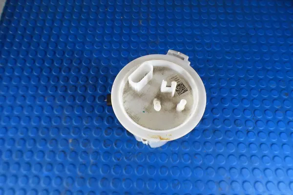 Brandstofpomp SKODA FABIA III 1.0 BZ 6C0919051J image 2