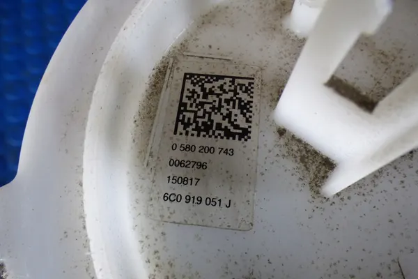 Brandstofpomp SKODA FABIA III 1.0 BZ 6C0919051J image 3