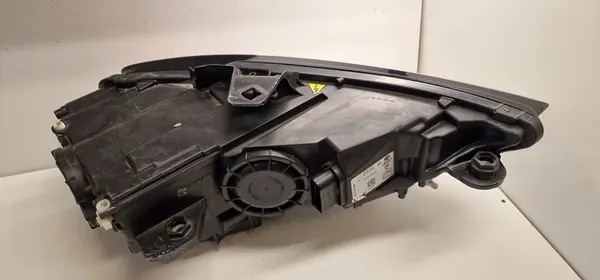 AUDI A3 8V BI XENON LED IZQUIERDO 8V0941043B image 3