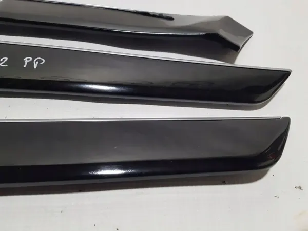 Set de Garnitures Portes OEM A2127300622AAA Mercedes W212 image 4