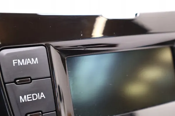 Radio Lancia Ypsilon OEM '07357170040 - Occasion image 4