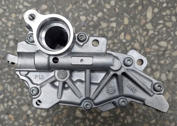 Ford OE GK2Q6600FA Oliepomp image 3