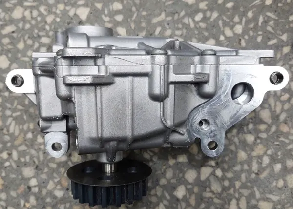 Ford OE GK2Q6600FA Oliepomp image 4