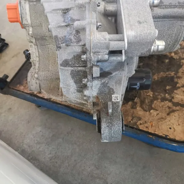 Motor elétrico traseiro Tesla Model Y OEM 158774000C image 3