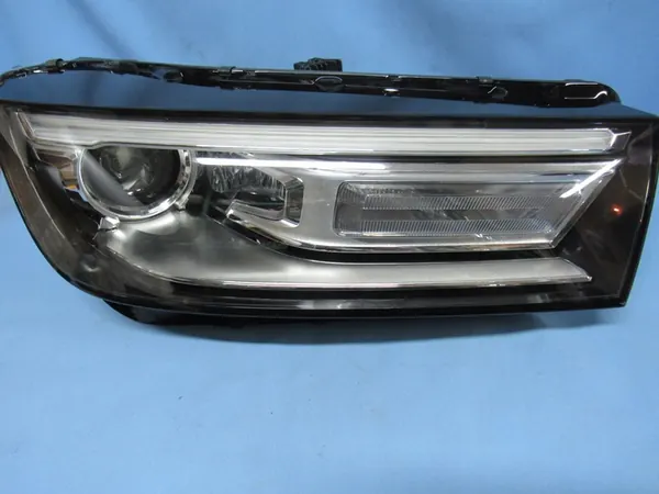 Faros derecho Audi Q5 80A Bi-Xenon D5S LED image 4
