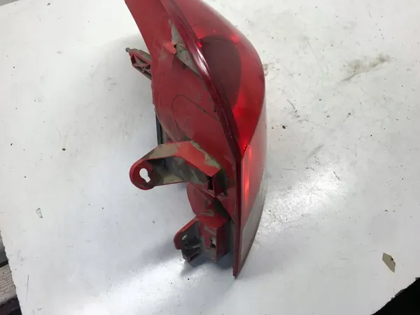 RENAULT CLIO III Kombi Right Rear Lamp 8200586844 image 5