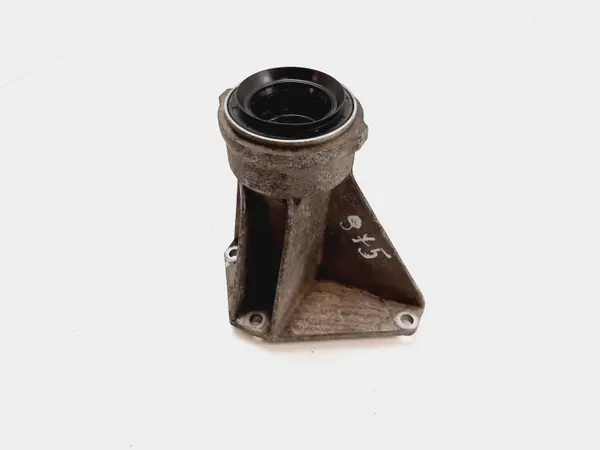 BMW X5 E53 Lagerstödbracket OEM 1428647 image 2