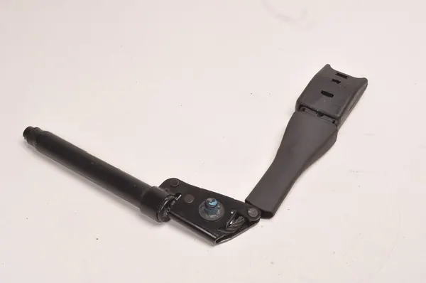 Rechter voorste veiligheidsgordelspanner Opel Mokka A 95366788 image 3