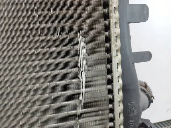 Vattenkylare Fläkt Opel Corsa D 1.0 B 55701002 55701410 image 3