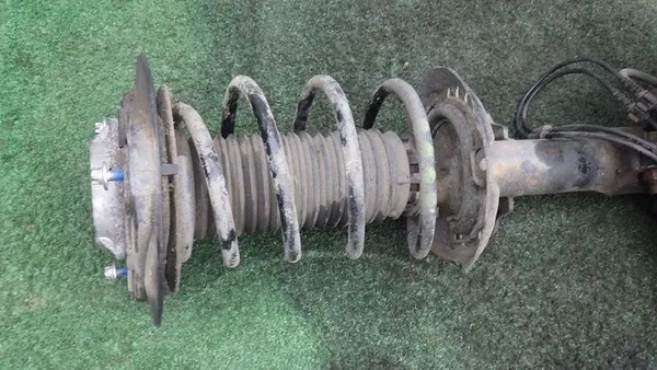 McPherson Stötdämpare Främre Höger Mercedes W212 A2123208738 image 4