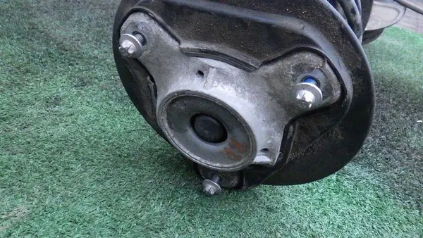 McPherson Stötdämpare Främre Höger Mercedes W212 A2123208738 image 7