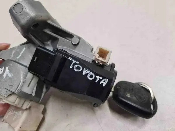 Interruptor de Encendido OEM N0502241256B para Toyota Yaris image 6
