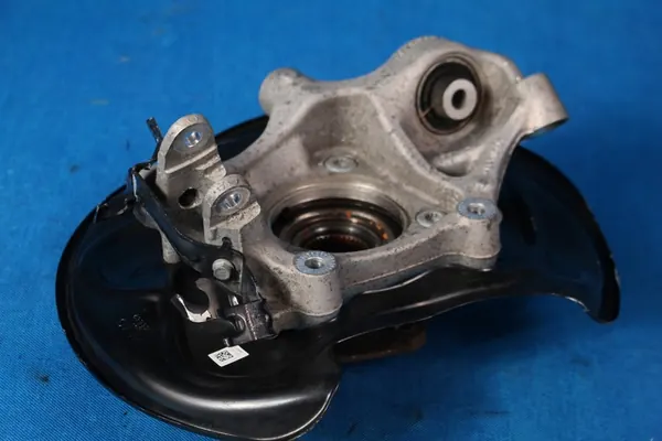 AUDI A8 D5 Mozzo Posteriore Destro 4N0505432F image 8