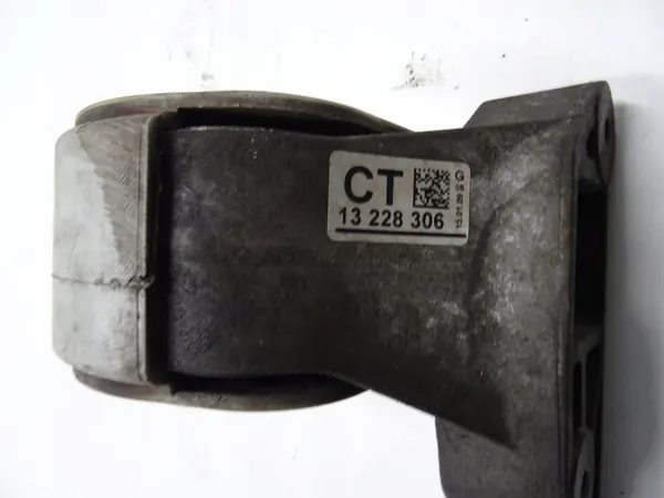 OPEL INSIGNIA A 2.8 V6 Supporto Cambio image 3