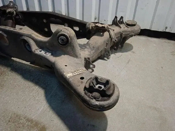 Suspensión trasera Mercedes CLS W219 OEM 2190400 image 5