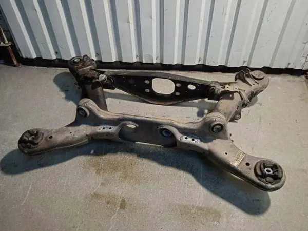 Suspensión trasera Mercedes CLS W219 OEM 2190400 image 6