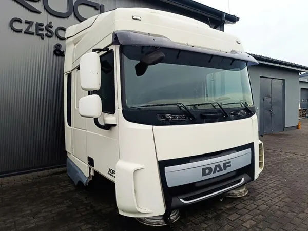 DAF XF 106 Cabine OEM 2040324 - Gebruikte Staat image 2