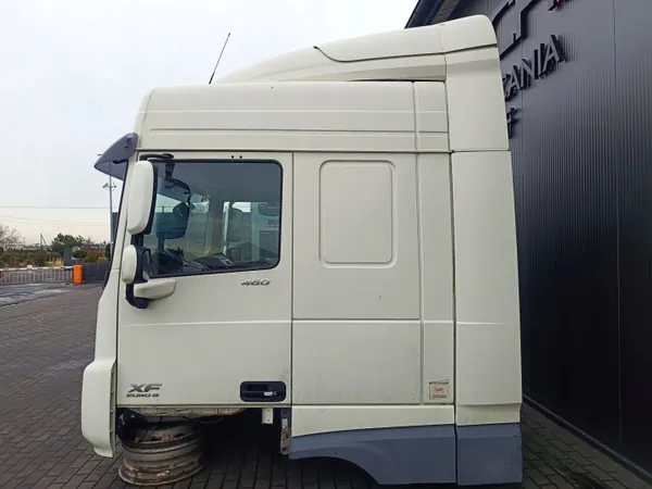 DAF XF 106 Cabine OEM 2040324 - Gebruikte Staat image 4