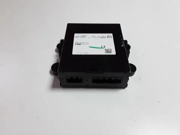 Módulo de bloqueio central Mitsubishi L200 OEM 8637C387 image 2