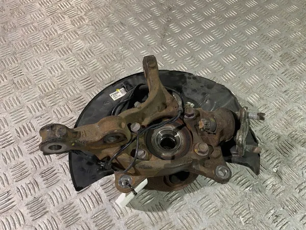 UTO32423 Framhjulsnav för Toyota RAV4 XA50 2019 image 3